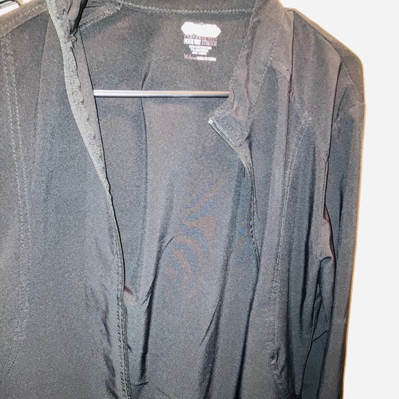 SCRUB TOPS/JACKETS - Picture 11 of 13